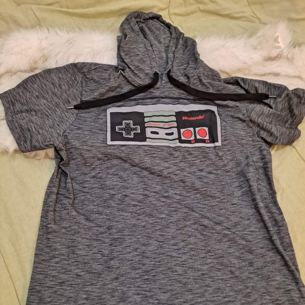 Short sleeve Nintendo Hoodie